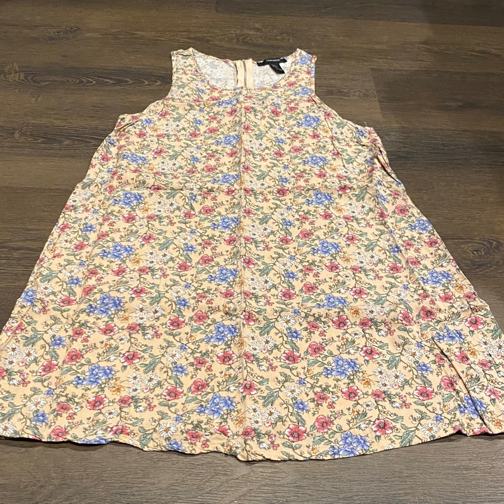 ‼️4 DRESSES‼️ - Picture 3 of 6